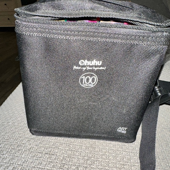 Ohuhu 100-Color Art Marker Black Case - Broad and Fine Tips